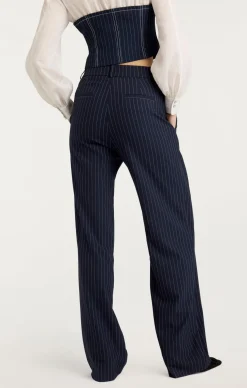 Becca Pant