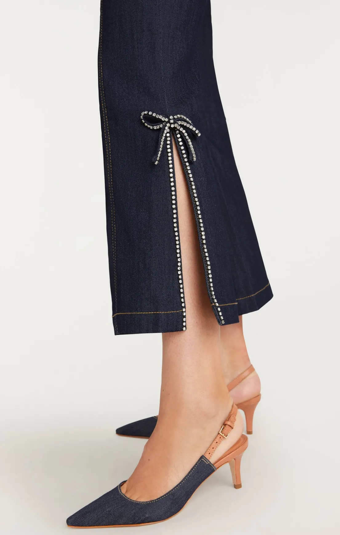 Crystal Bow Ayleen Pant