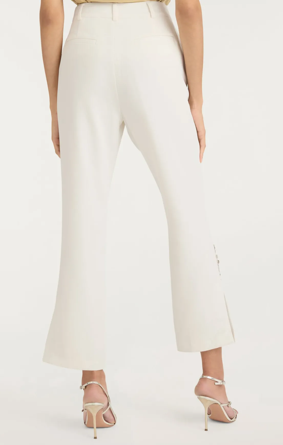 Diamond Daisies Cropped Kerry Pant