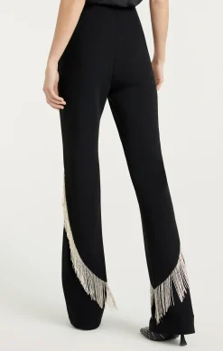 Lucynda Pant