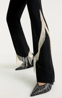 Lucynda Pant