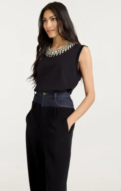 Pearl Necklace Brielle Tee