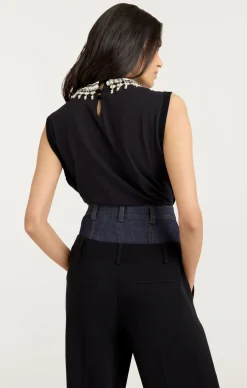 Pearl Necklace Brielle Tee