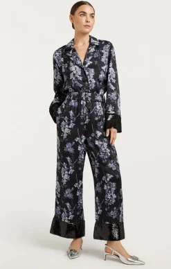 Phoebe Pant