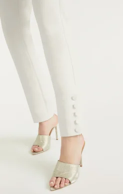 Rowena Pant