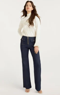Turner Top