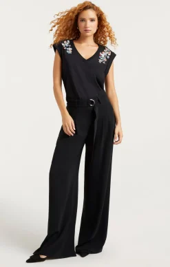 V-Neck Bella Tee